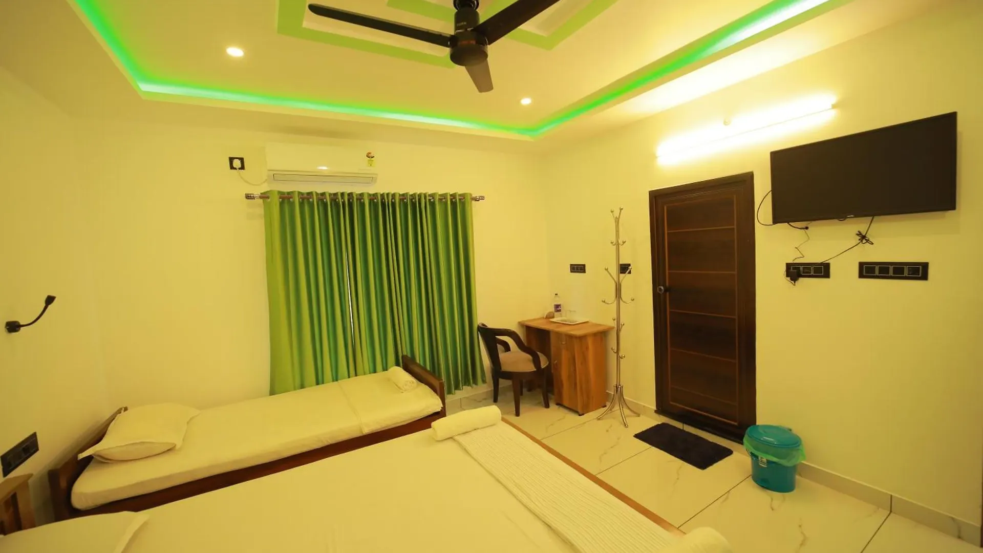 Appartement Prakruthi Residency Munroeisland à Mundrothuruth Séjour chez l'habitant